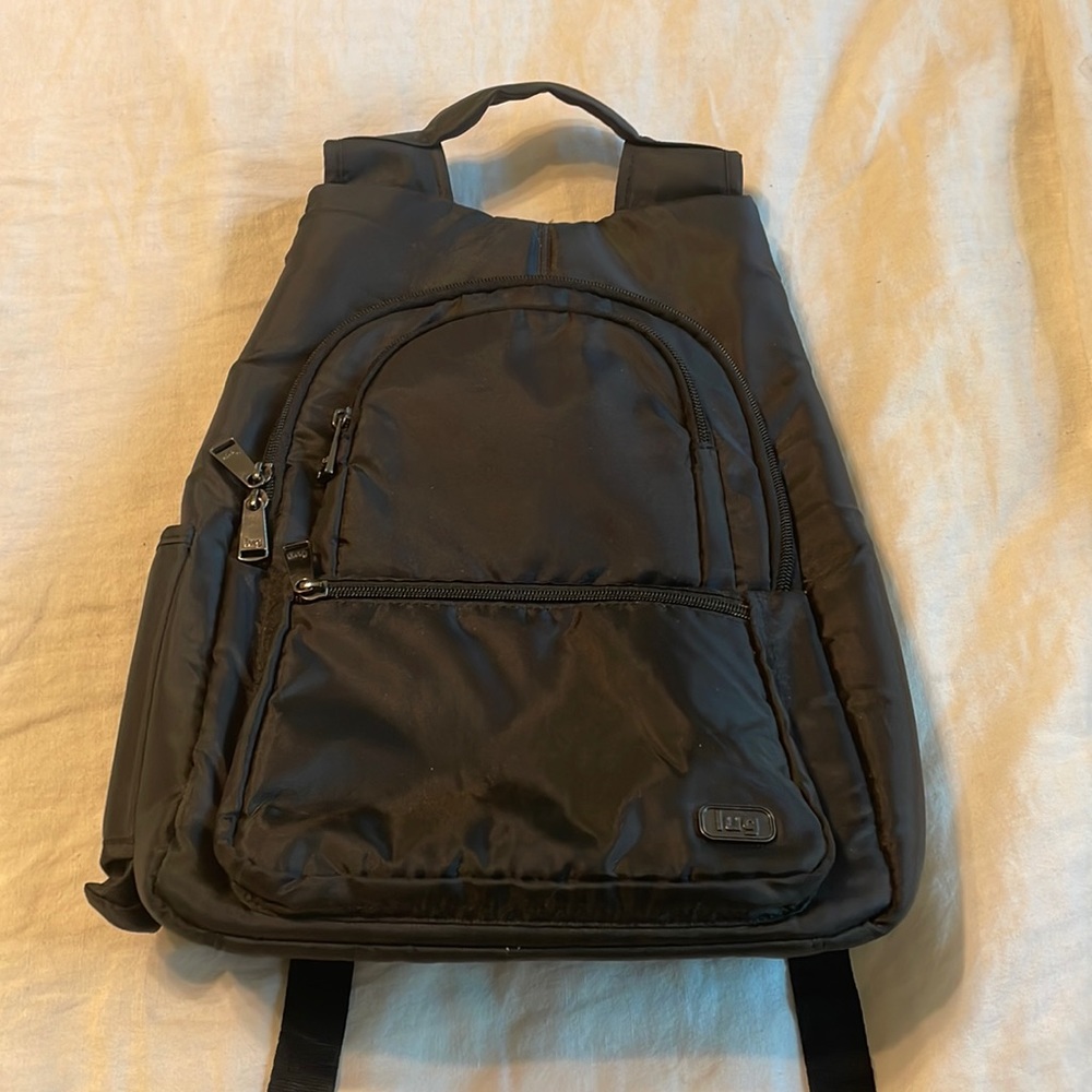 LUG hatchback black backpack
